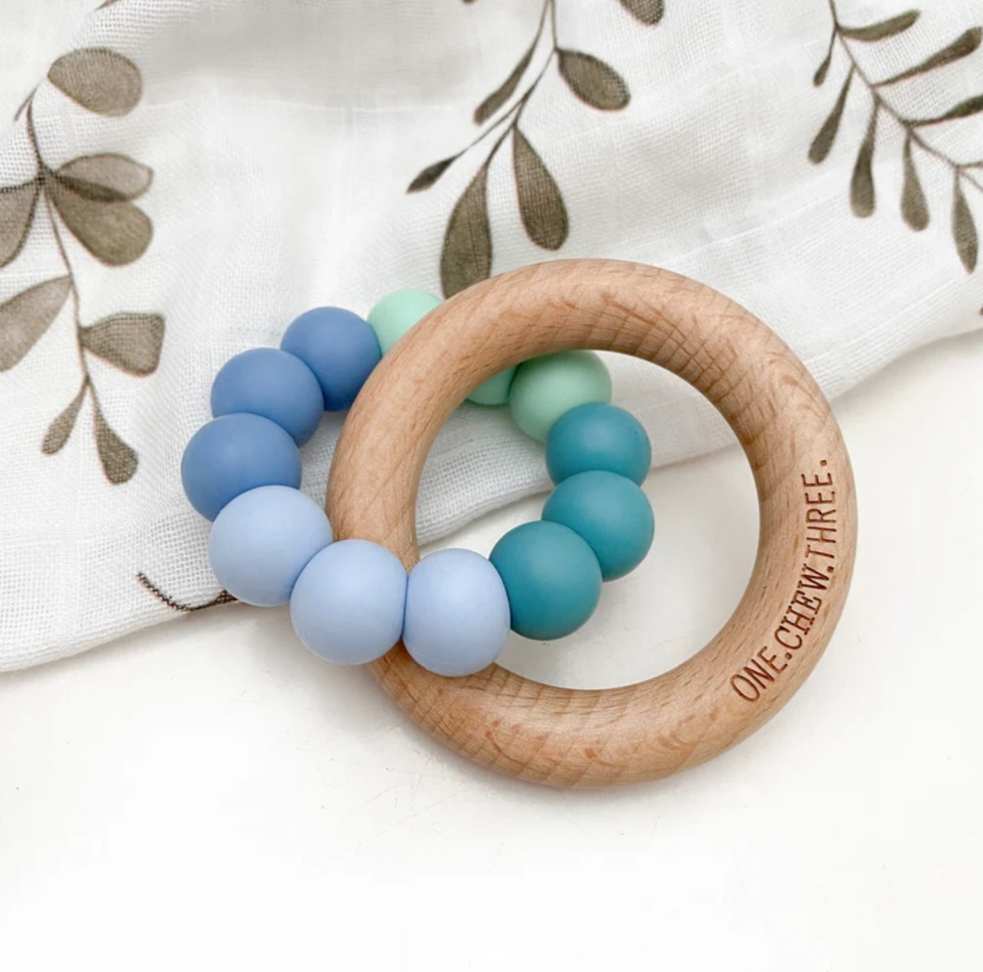 One Chew Three Duo Silicone and Beech Wood Teether (Ombre) - Ocean