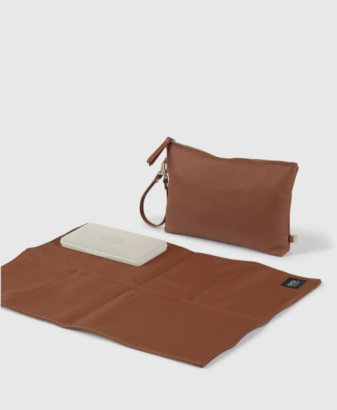 OiOi Nappy Changing Pouch - Chestnut Brown