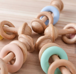 Wooden/Silicone 3 Ring Ratte - Mint